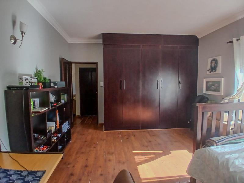 4 Bedroom Property for Sale in Ruimsig Gauteng