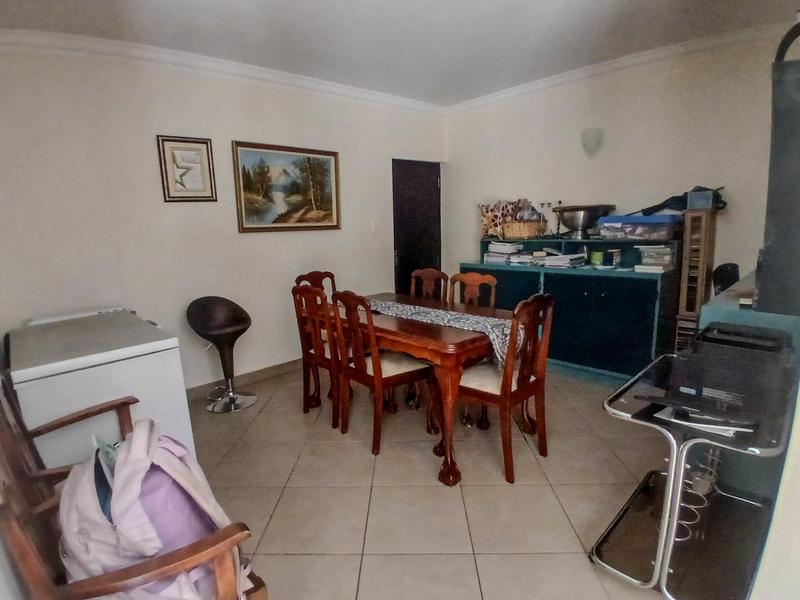 4 Bedroom Property for Sale in Ruimsig Gauteng