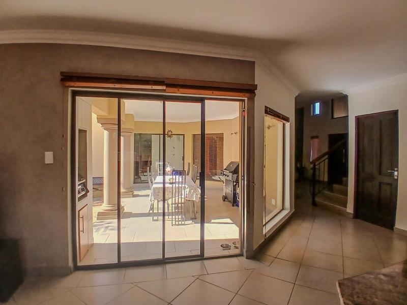 4 Bedroom Property for Sale in Ruimsig Gauteng