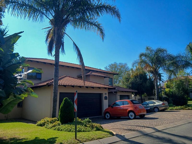 4 Bedroom Property for Sale in Ruimsig Gauteng