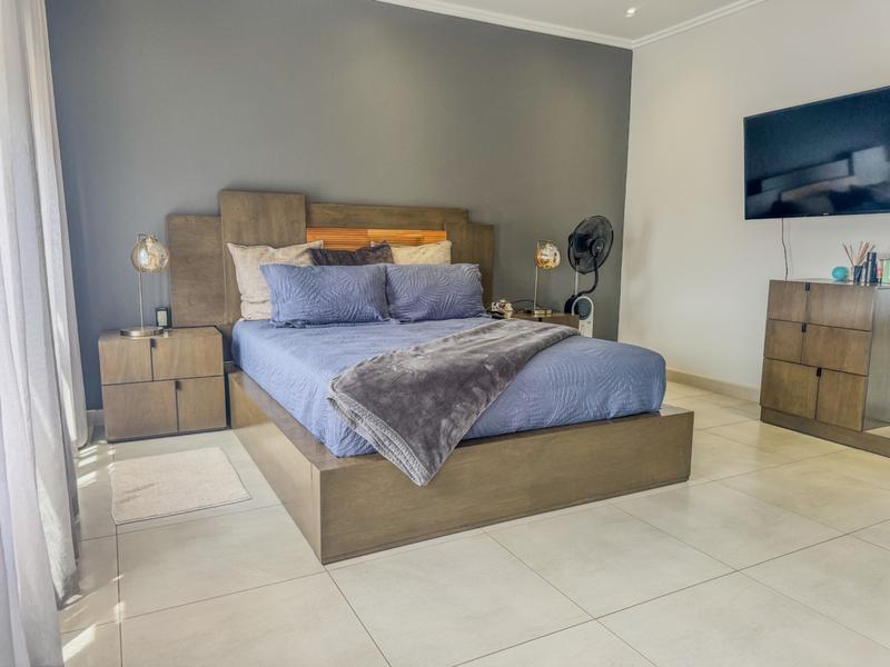 4 Bedroom Property for Sale in Pinehaven Gauteng