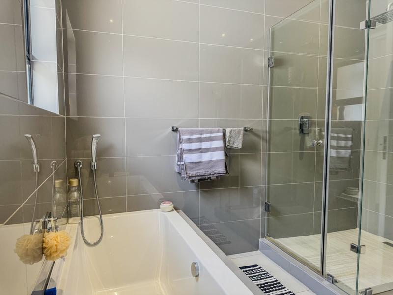 4 Bedroom Property for Sale in Pinehaven Gauteng