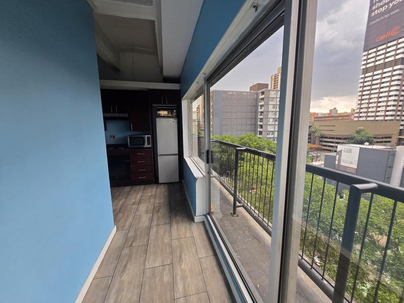 To Let 1 Bedroom Property for Rent in Braamfontein Gauteng