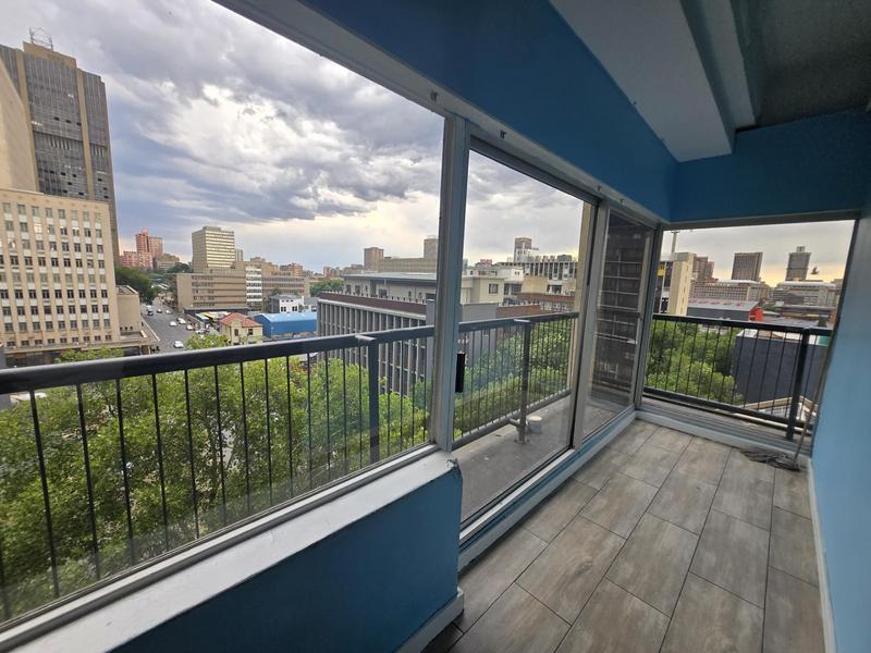 To Let 1 Bedroom Property for Rent in Braamfontein Gauteng