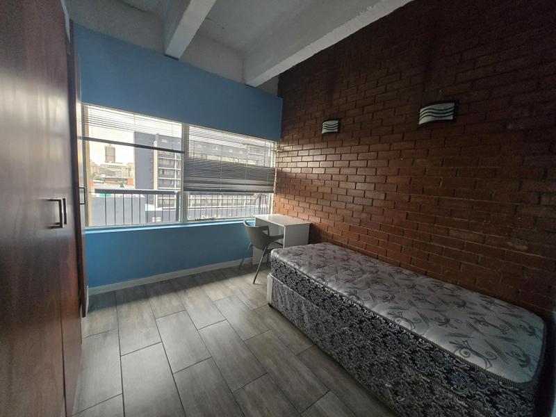 To Let 1 Bedroom Property for Rent in Braamfontein Gauteng