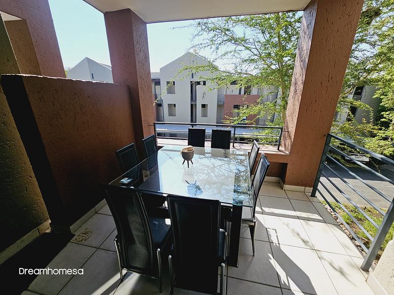 To Let 2 Bedroom Property for Rent in Bryanston Gauteng