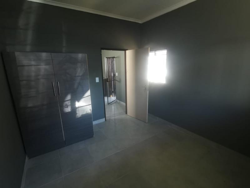 To Let 1 Bedroom Property for Rent in Primrose Gauteng