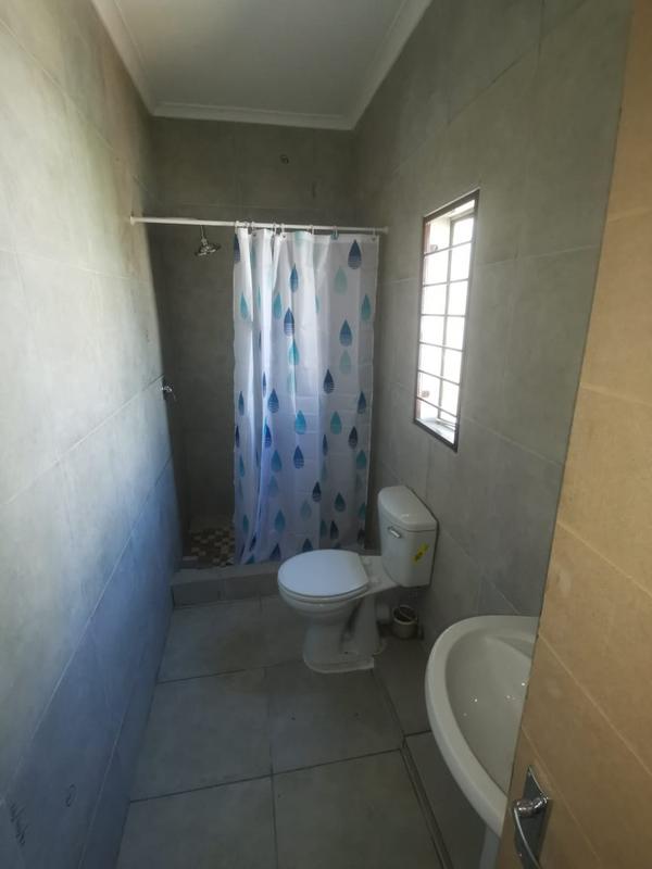 To Let 1 Bedroom Property for Rent in Primrose Gauteng