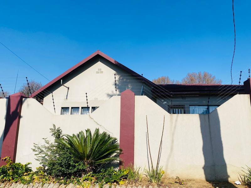 2 Bedroom Property for Sale in Bezuidenhout Valley Gauteng