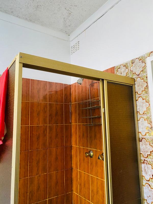 2 Bedroom Property for Sale in Bezuidenhout Valley Gauteng
