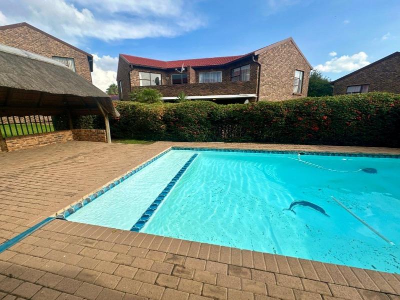 2 Bedroom Property for Sale in Liefde en Vrede Gauteng