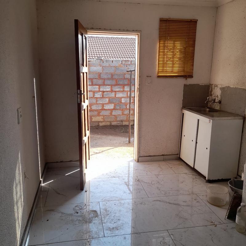 To Let 2 Bedroom Property for Rent in Windmill Park Gauteng