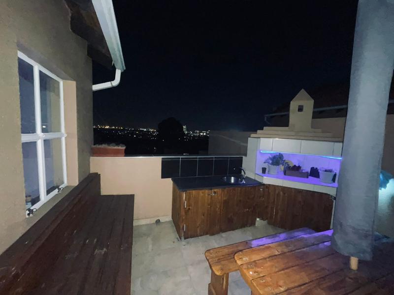 3 Bedroom Property for Sale in Vorna Valley Gauteng