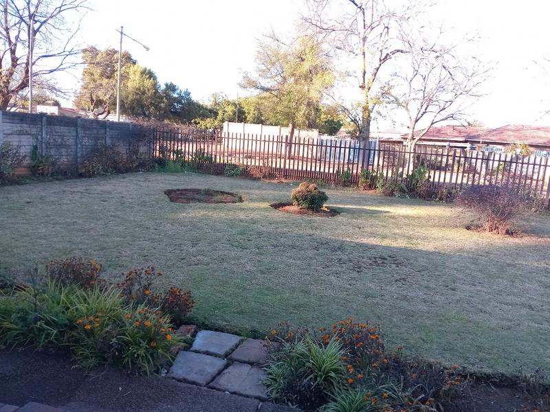 3 Bedroom Property for Sale in Vanderbijlpark Cw 6 Gauteng