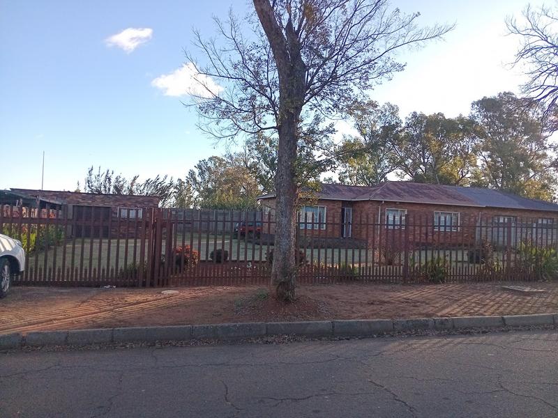 3 Bedroom Property for Sale in Vanderbijlpark Cw 6 Gauteng