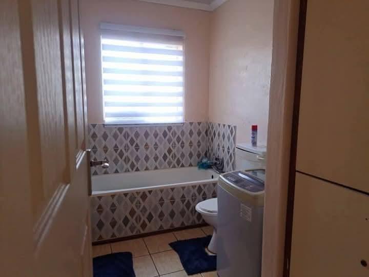 5 Bedroom Property for Sale in Marimba Gardens Gauteng