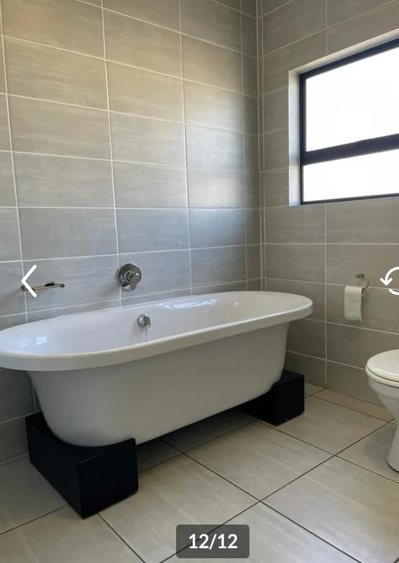 To Let 2 Bedroom Property for Rent in Waterfall Gauteng