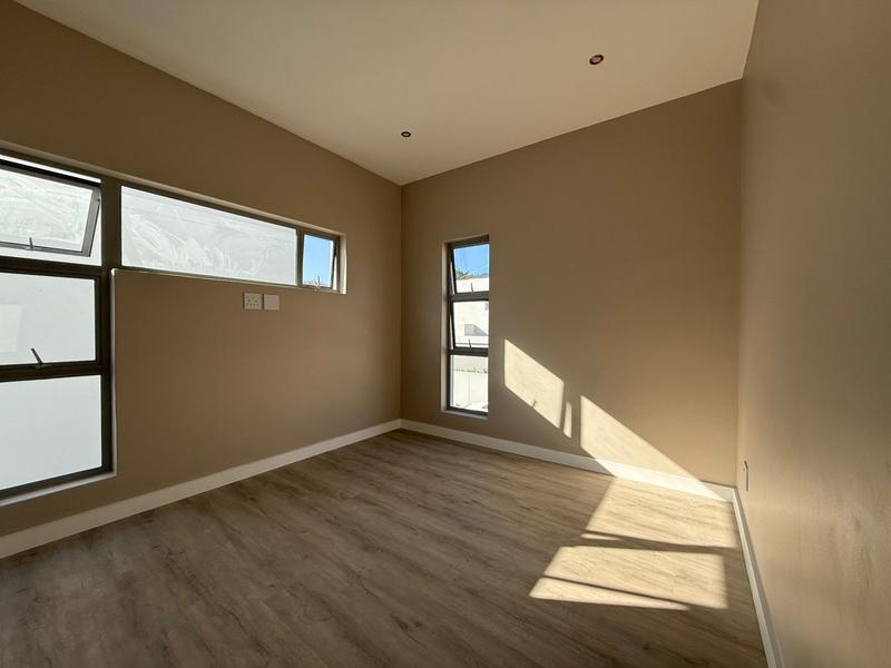 To Let 3 Bedroom Property for Rent in Bryanston Gauteng