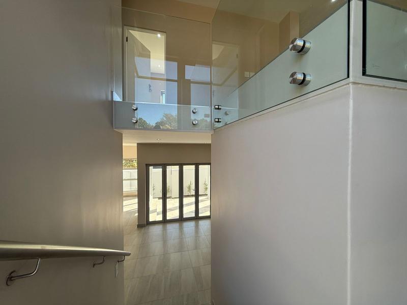 To Let 3 Bedroom Property for Rent in Bryanston Gauteng