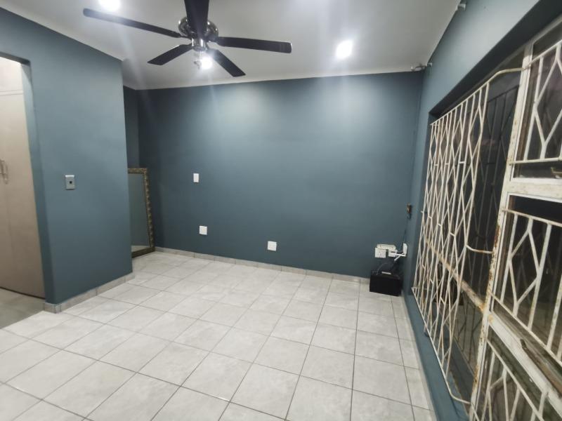 To Let 1 Bedroom Property for Rent in Sunair Park Gauteng