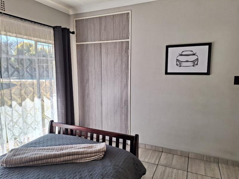 3 Bedroom Property for Sale in Strubenvale Gauteng