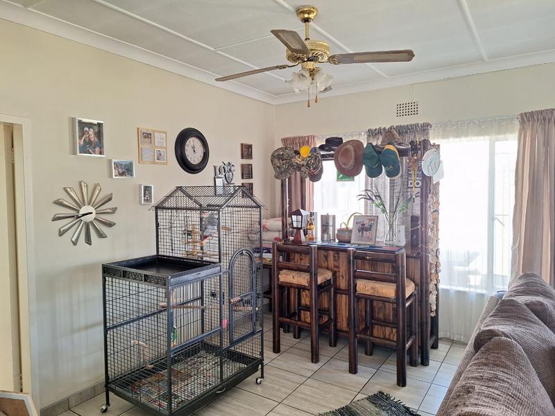 3 Bedroom Property for Sale in Strubenvale Gauteng