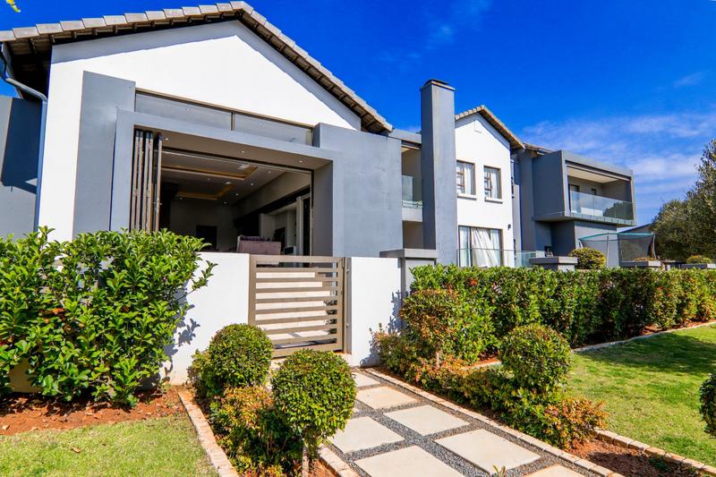 To Let 5 Bedroom Property for Rent in Copperleaf Estate Gauteng