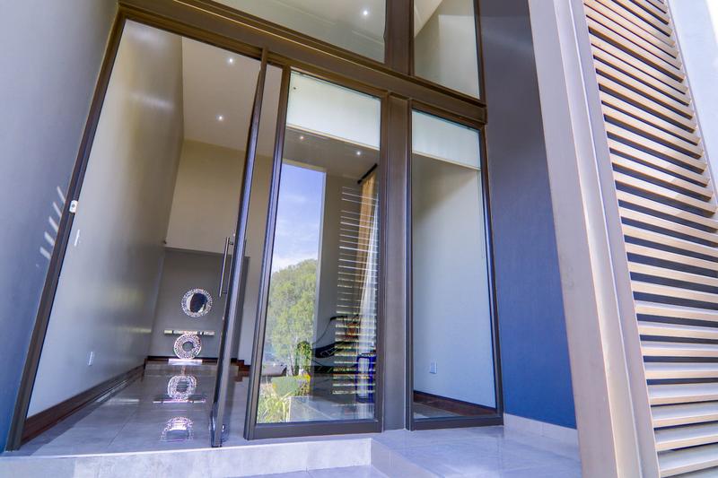 To Let 5 Bedroom Property for Rent in Copperleaf Estate Gauteng