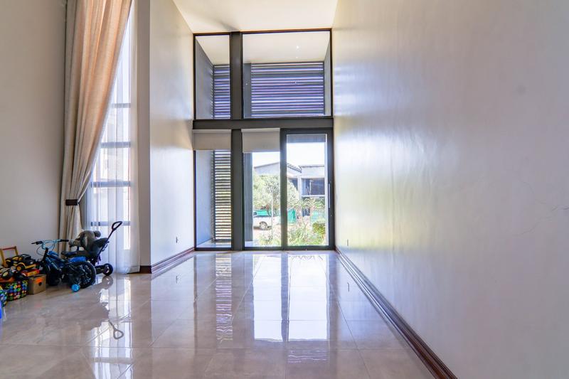 To Let 5 Bedroom Property for Rent in Copperleaf Estate Gauteng