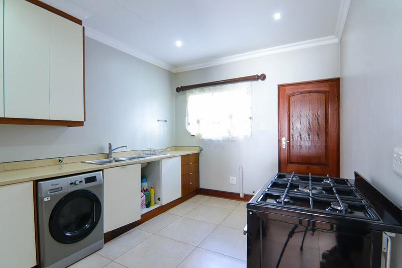 To Let 5 Bedroom Property for Rent in Copperleaf Estate Gauteng