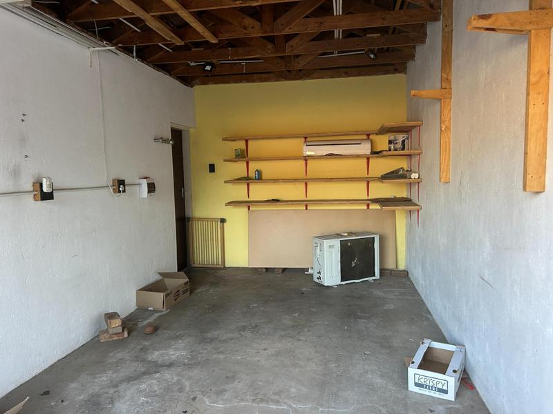 3 Bedroom Property for Sale in Rooihuiskraal Gauteng