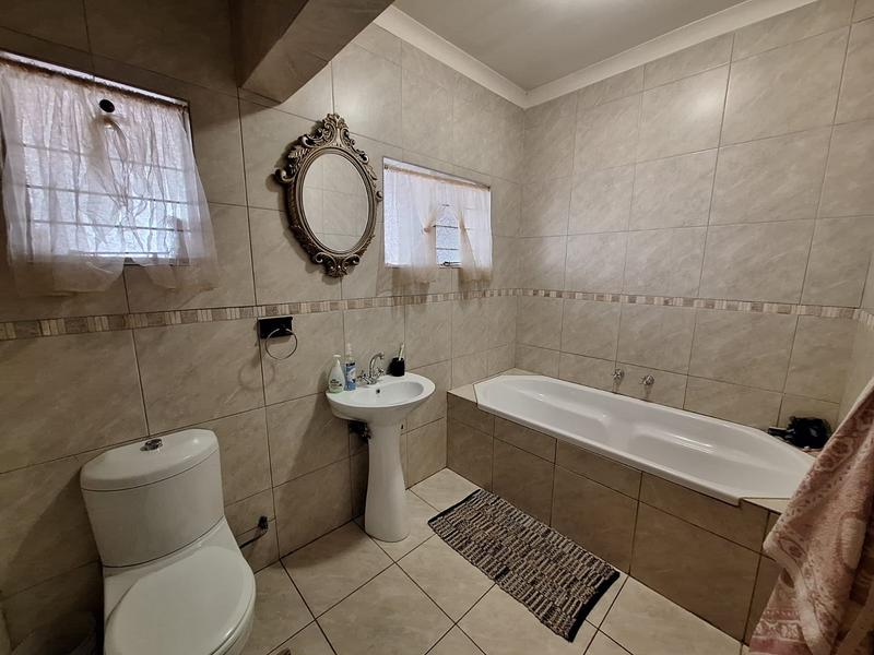 4 Bedroom Property for Sale in Valhalla Gauteng