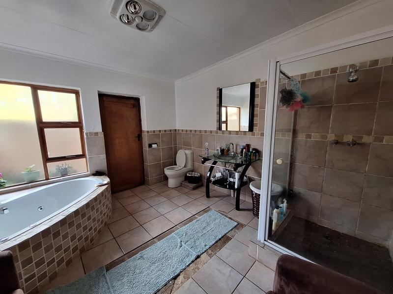 4 Bedroom Property for Sale in Valhalla Gauteng
