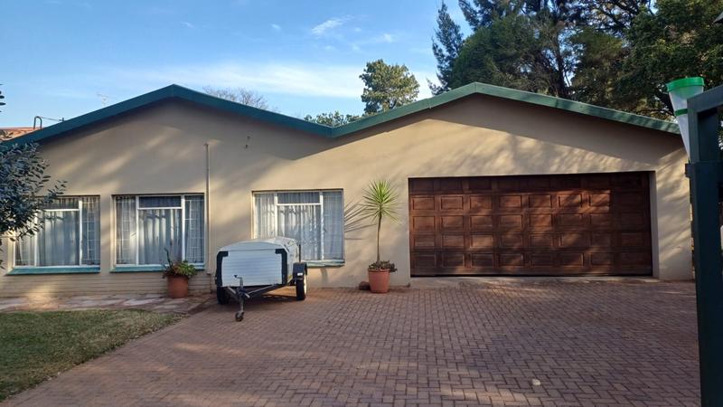 4 Bedroom Property for Sale in Valhalla Gauteng