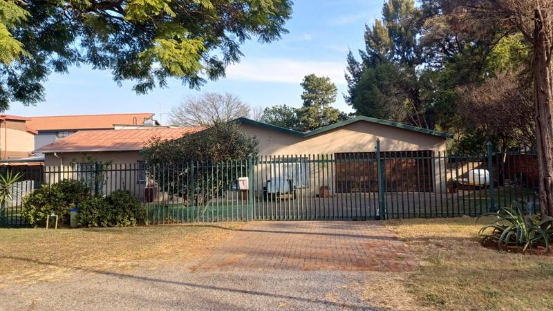 4 Bedroom Property for Sale in Valhalla Gauteng