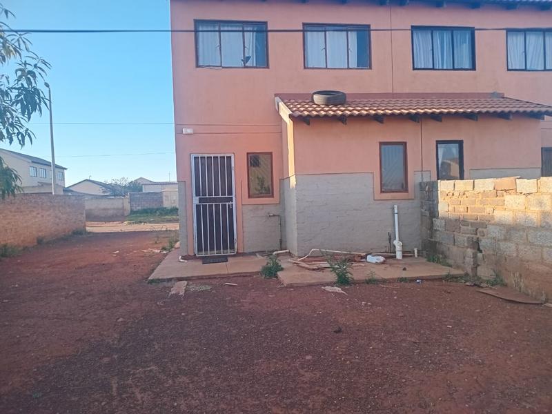 1 Bedroom Property for Sale in Westonaria Gauteng