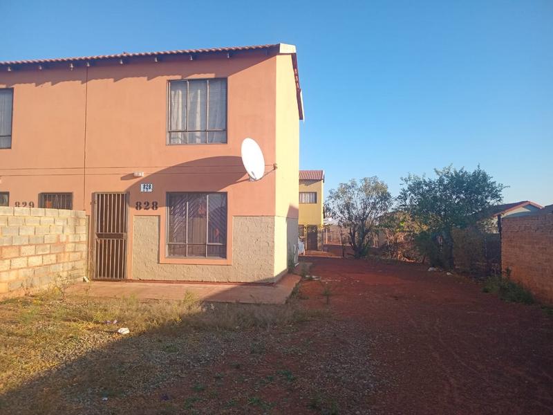 1 Bedroom Property for Sale in Westonaria Gauteng