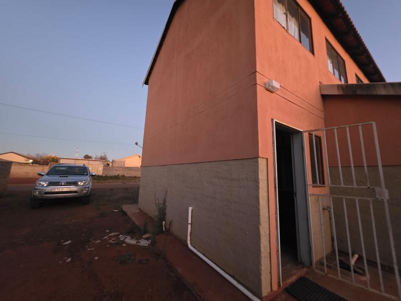 1 Bedroom Property for Sale in Westonaria Gauteng
