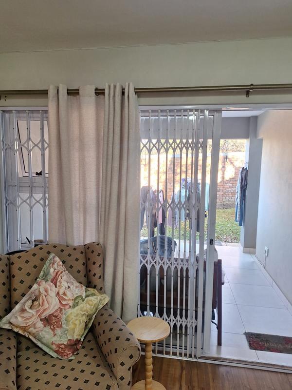 To Let 1 Bedroom Property for Rent in Ferndale Gauteng