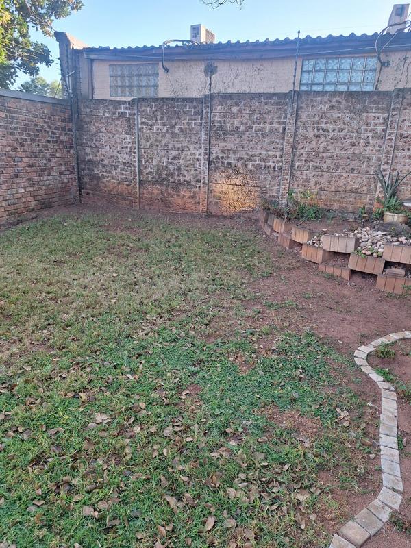 To Let 1 Bedroom Property for Rent in Ferndale Gauteng
