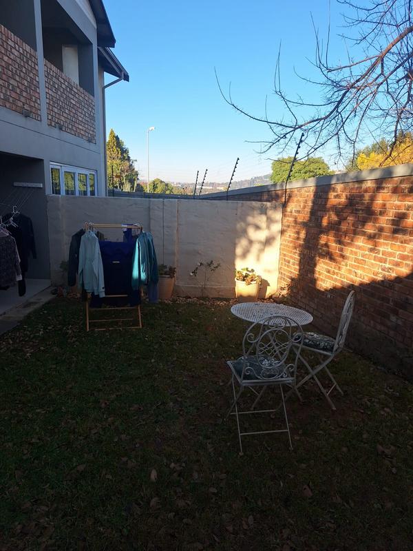 To Let 1 Bedroom Property for Rent in Ferndale Gauteng