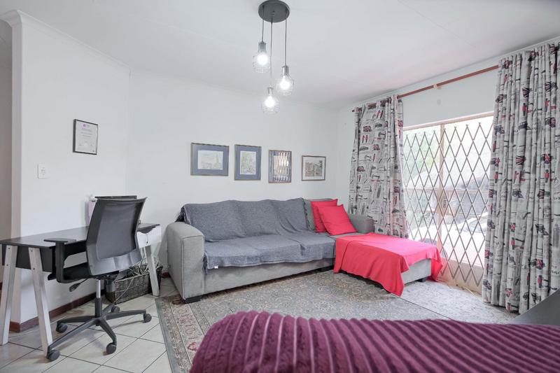 3 Bedroom Property for Sale in Wierdaglen Estate Gauteng