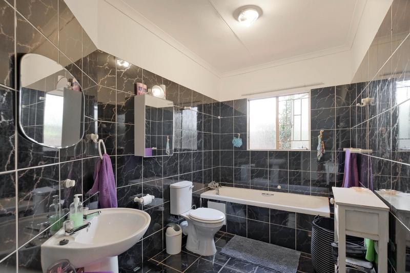 3 Bedroom Property for Sale in Wierdaglen Estate Gauteng