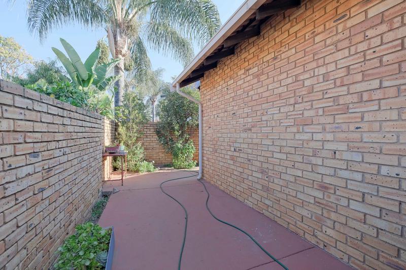 3 Bedroom Property for Sale in Wierdaglen Estate Gauteng