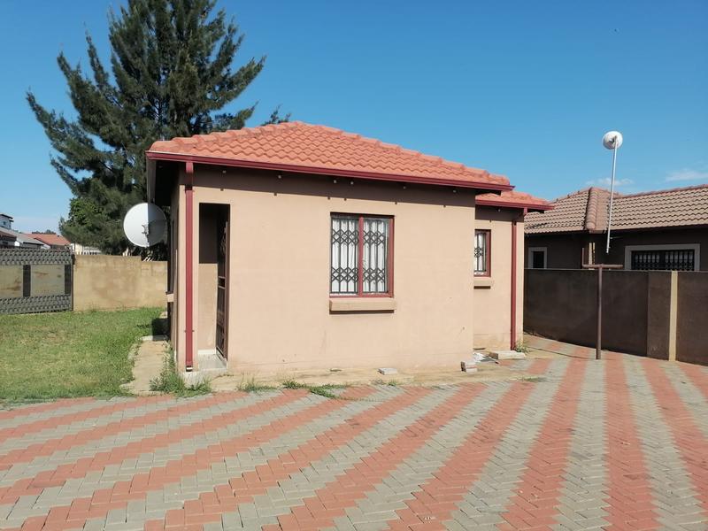 2 Bedroom Property for Sale in Elandspoort Gauteng