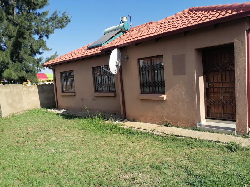 2 Bedroom Property for Sale in Elandspoort Gauteng
