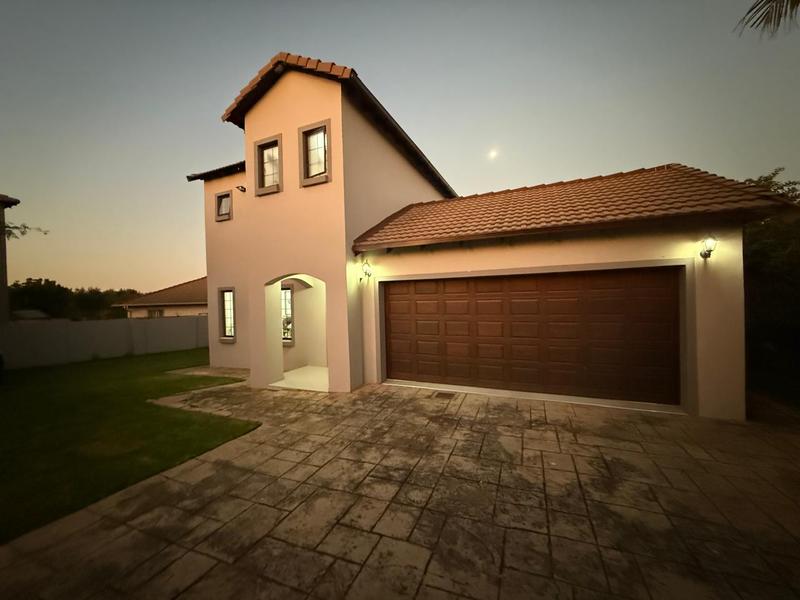 3 Bedroom Property for Sale in Thatchfield Gauteng