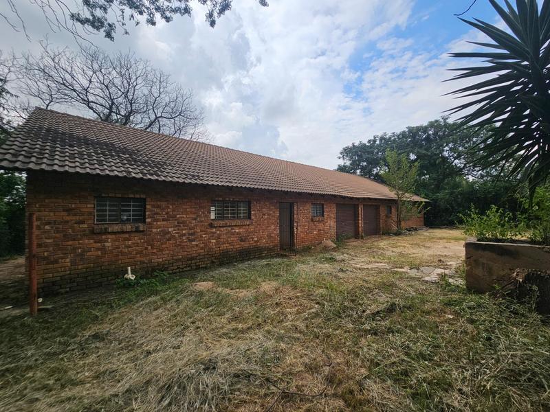 30 Bedroom Property for Sale in Nooitgedacht Gauteng