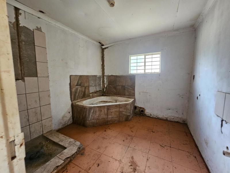 30 Bedroom Property for Sale in Nooitgedacht Gauteng
