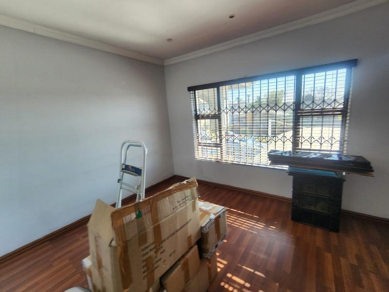 Commercial Property for Sale in New Redruth Gauteng